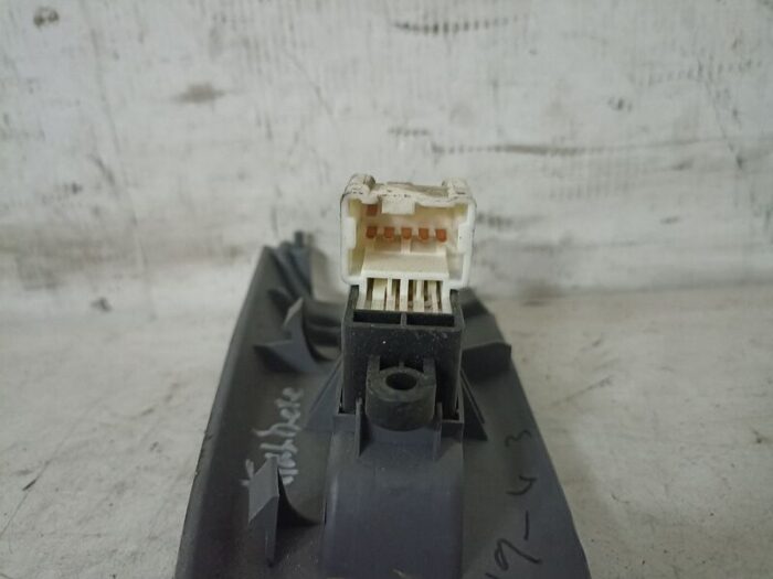 Mando Elevalunas Trasero Derecho Nissan Almera II (N16) 2000