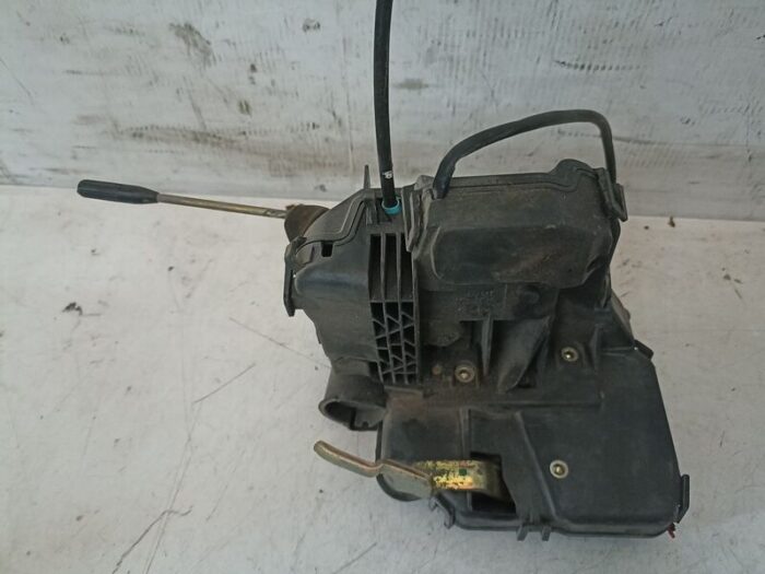 Cerradura Puerta Delantera Derecha Mercedes-benz Clase C 2004