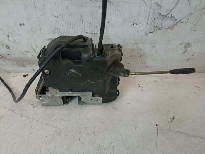 Cerradura Puerta Delantera Derecha Mercedes-benz Clase C 2004