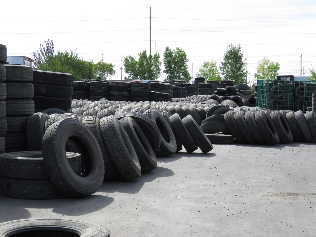 Lots tires east Calgary
