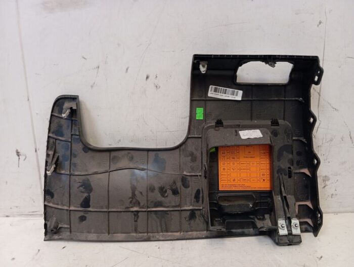 Tapa inferior salpicadero lado conductor Hyundai i20 Active (gb) 2019