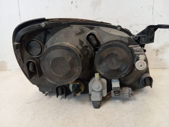 Faro Izquierdo Nissan Almera Tino 2003