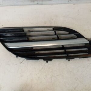 Rejilla Paragolpes Derecha Nissan Almera Tino 2003