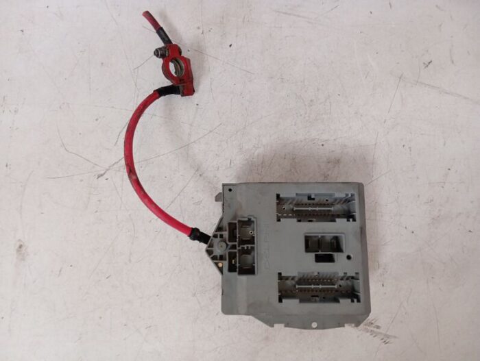 Caja Reles / Fusibles Fiat Punto (188) 2000
