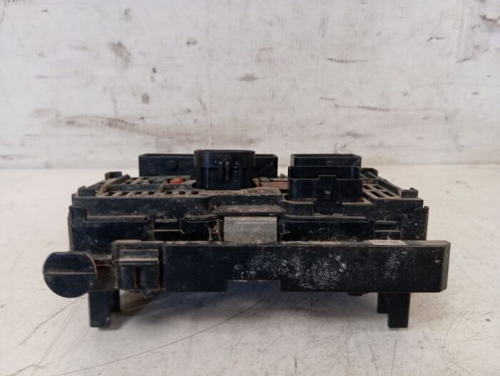 Caja Reles Fusibles Citroen Jumpy 2007
