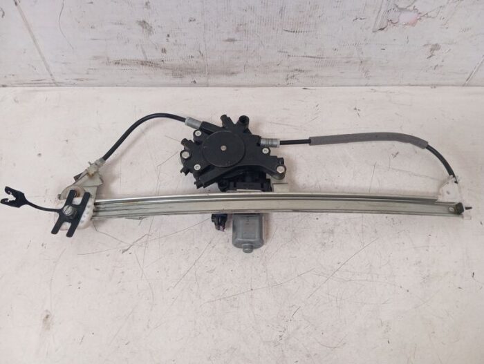 Elevalunas con motor delantero derecho Fiat Punto (188) 2000