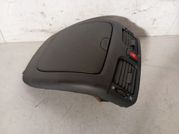 Embellecedor consola central salpicadero Nissan Almera II N16 2000