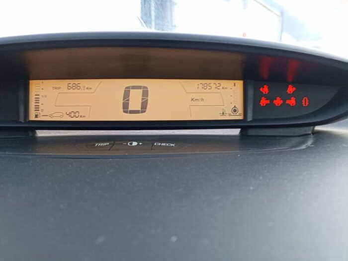 Motor Citroën C4 I 1.4 90CV Gasolina 2006