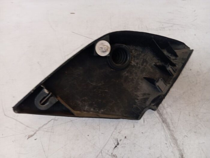 Moldura interior retrovisor derecho Ford KA 2006