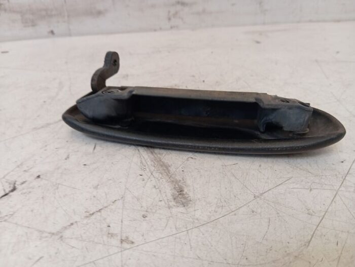 Maneta exterior izquierda Ford KA 2006