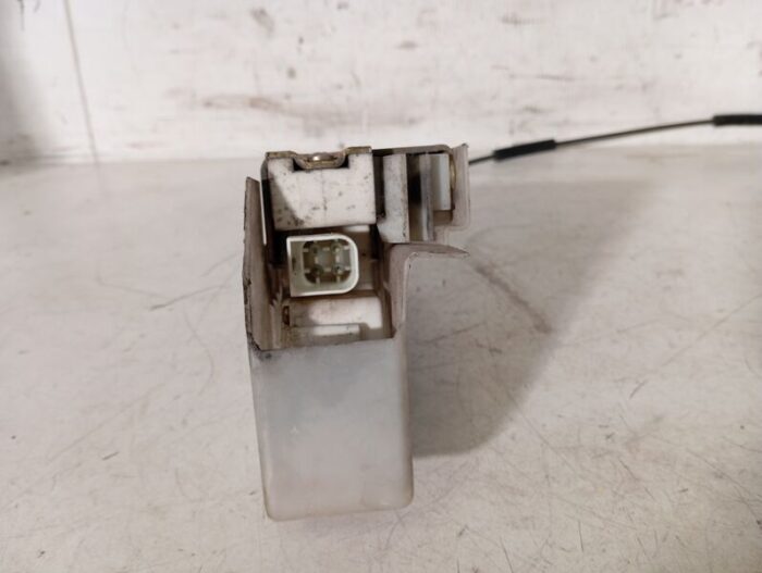 Cerradura delantera derecha Ford KA 2006