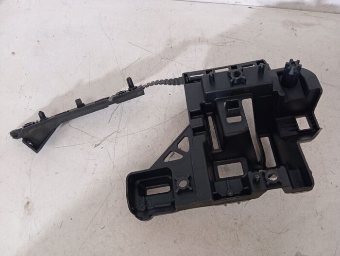 Soporte paragolpes trasero lado derecho nuevo Citroën Berlingo II