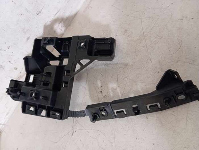 Soporte paragolpes trasero lado derecho nuevo Citroën Berlingo II