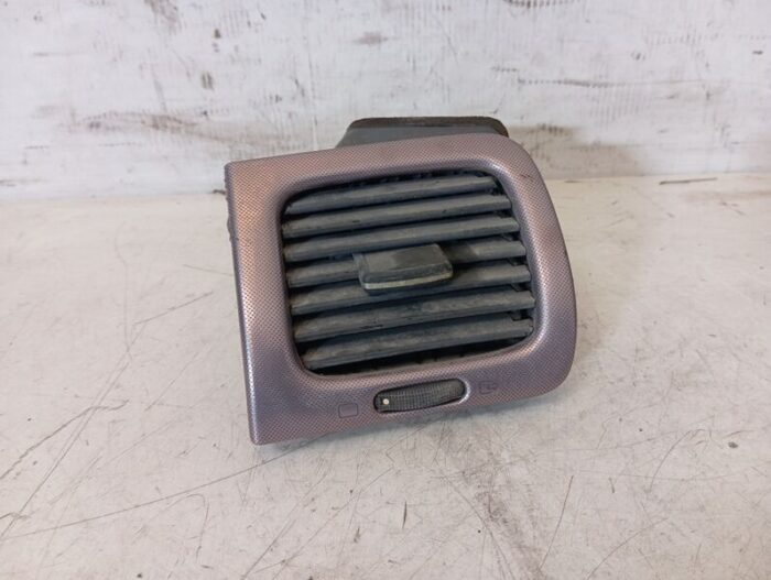 Aireador lateral derecho Peugeot 607 2005