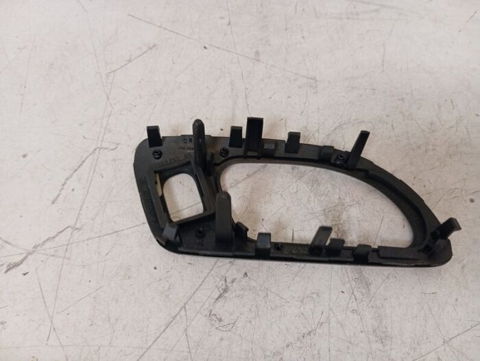 Moldura maneta Puerta Trasera Izquierda Peugeot 607 2006