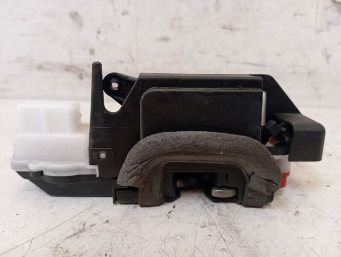 Cerradura puerta trasera izquierda Peugeot 607 2005