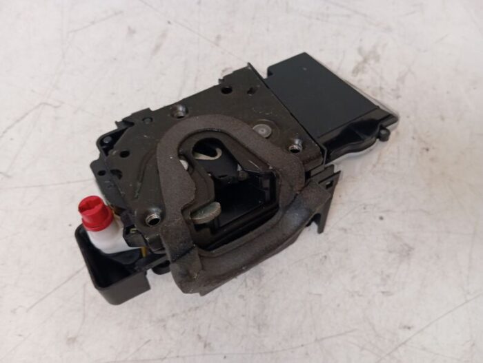 Cerradura puerta trasera izquierda Peugeot 607 2005
