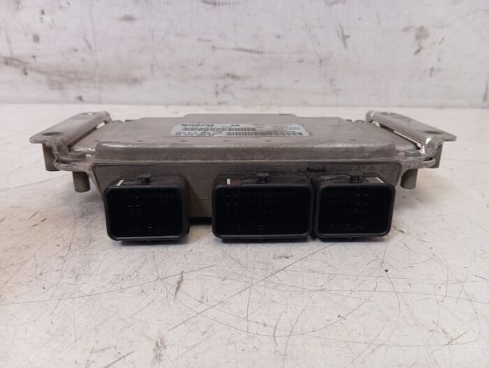 Centralita Motor UCE Citroen C2 1.6 gasolina 2005