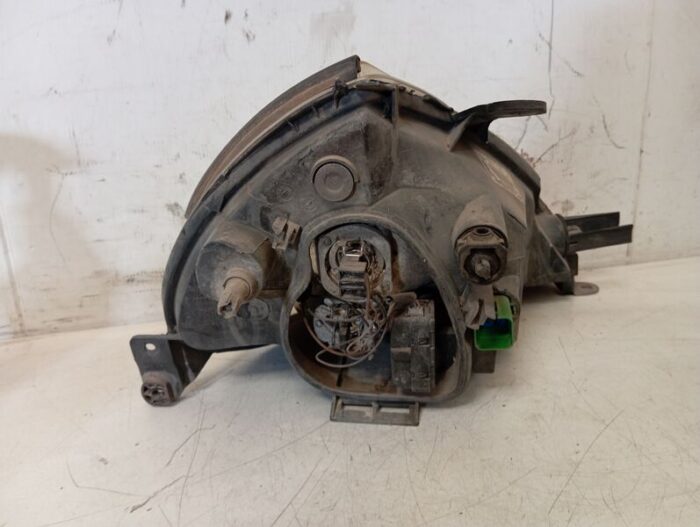 Faro Izquierdo Ford KA 2006