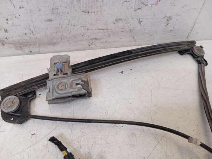 Elevalunas Delantero Derecho eléctrico Seat Ibiza II Córdoba 1997
