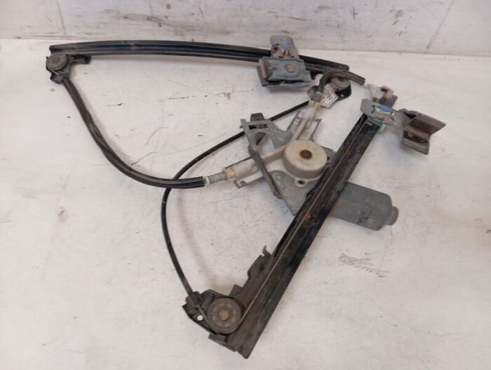 Elevalunas Delantero Izquierdo eléctrico Seat Ibiza II Córdoba 1997