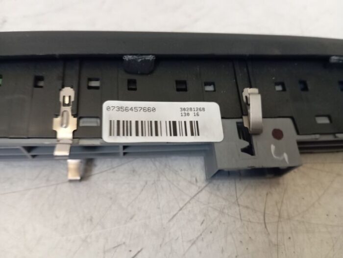 Botonera con Warning Fiat Tipo (356) 2016