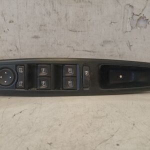 Mando Elevalunas Delantero Izquierdo Renault Megane III 2015