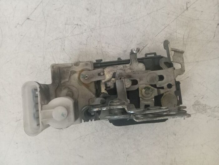 Cerradura delantera derecha Fiat dobló (119) (223) 2006