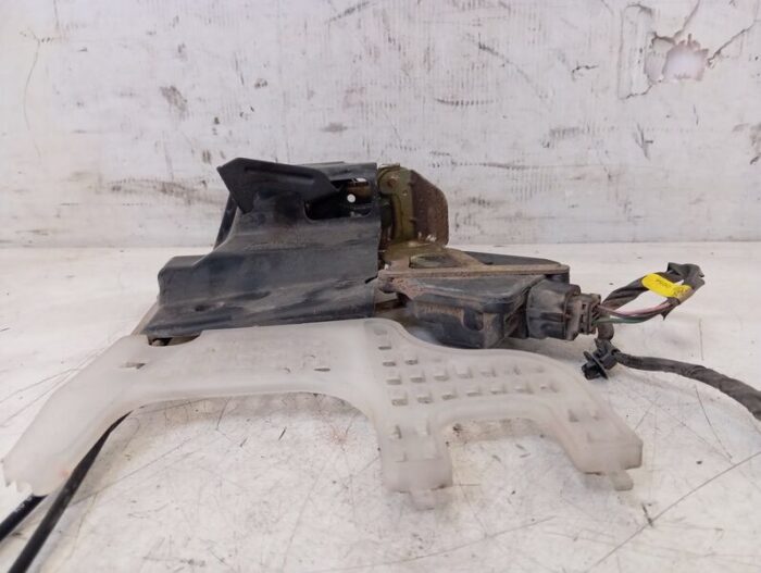 Cerradura trasera izquierda y Hyundai Tucson (JM) 2007