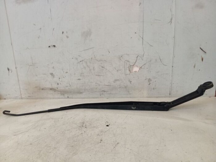 Brazo del limpiaparabrisas derecho Hyundai Tucson 2007