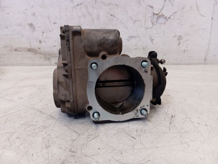 Caja Mariposa Audi A4 (8D2) 2000 gasolina