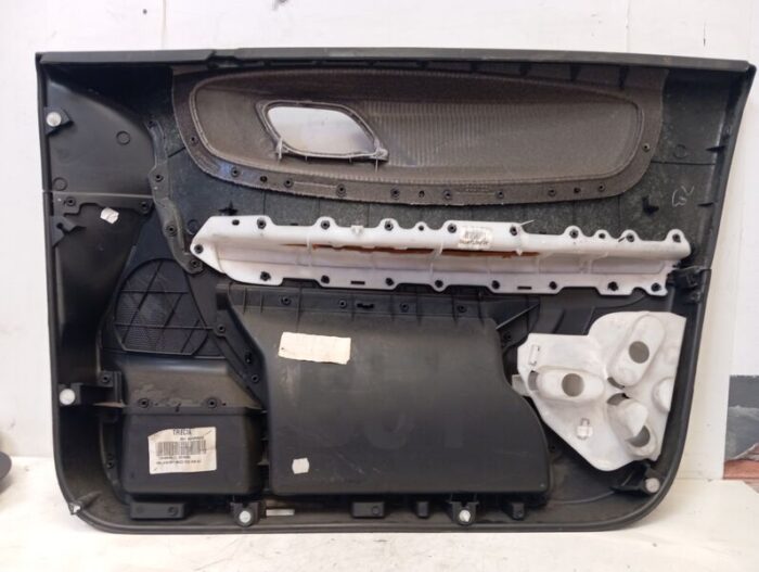 Panel de puerta delantera izquierda Citroen C4 I 2006