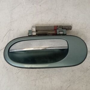 Maneta exterior trasera izquierda Nissan Almera II (N16) 2000