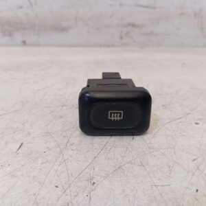Interruptor desempañar luna trasera Nissan Serena 1996