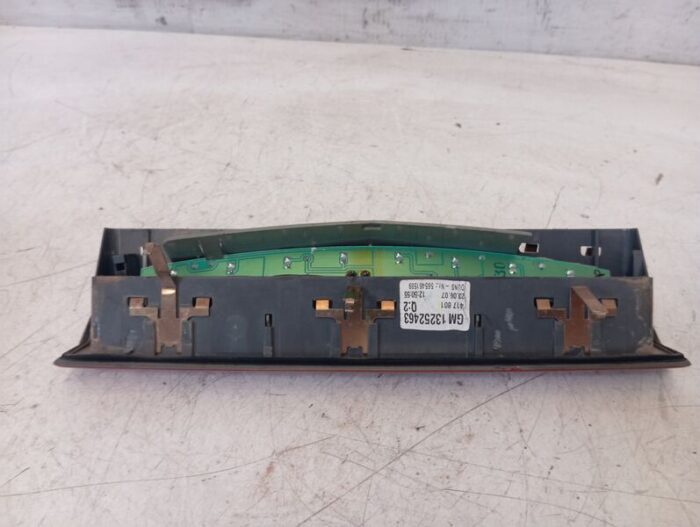 Luz Central De Freno Opel Zafira B 2007