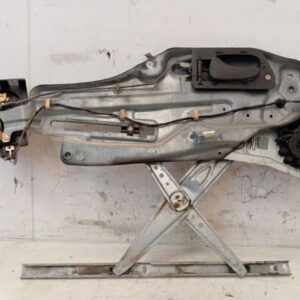 Elevalunas delantero izquierdo eléctrico Renault Laguna I 1998 con cerradura