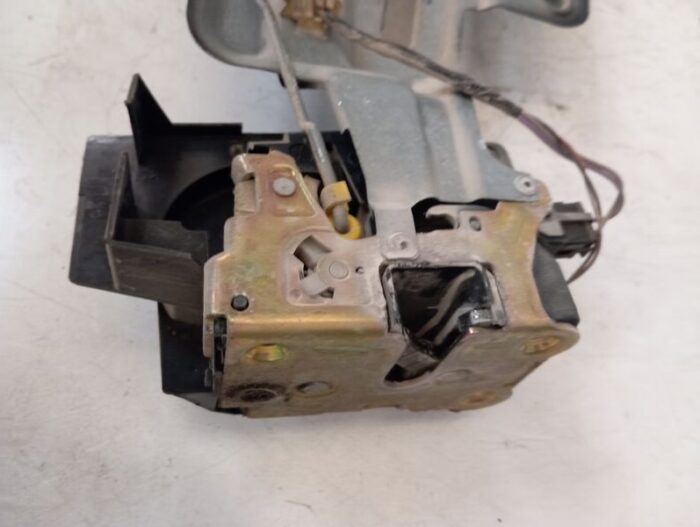 Elevalunas delantero izquierdo eléctrico Renault Laguna I 1998 con cerradura