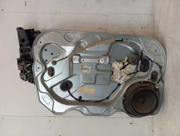 Elevalunas eléctrico delantero izquierdo con motor Ford Focus II 2005