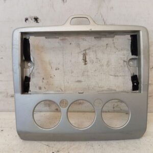 Moldura climatizador y radio Ford Focus II 2005