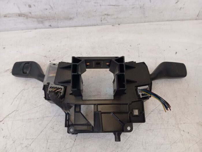 Conmutadores volante Ford Focus II 2005