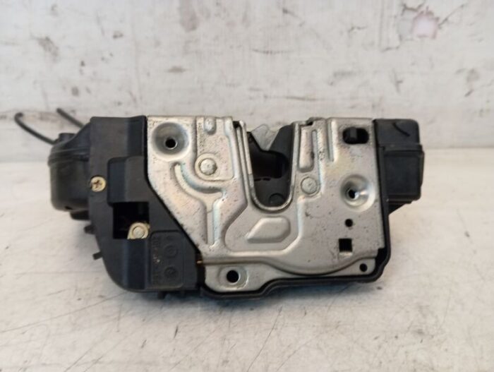 Cerradura Puerta Trasera Derecha Mercedes C220 Clase C W203 2005