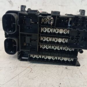 Caja Reles Fusibles Renault Megane III 2015
