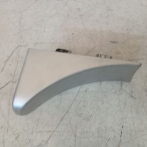 Embellecedor interior izquierdo Plateado Volkswagen New Beetle 2001