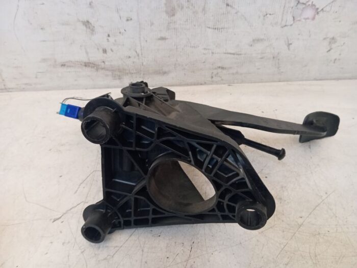 Pedal Embrague Renault Laguna II 2003 gasolina