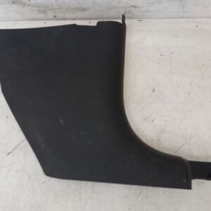 Moldura pilar central derecho interior Audi A1 (8X) 2017