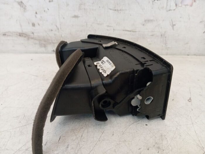 Aireador salpicadero delantero derecho Volkswagen Polo IV (9N3) 2006