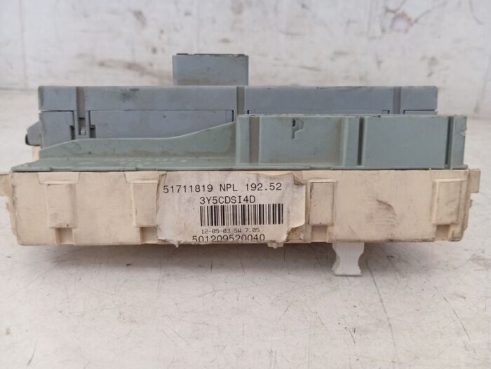 Caja Reles Fusibles Fiat Stilo (192) 2003 gasolina