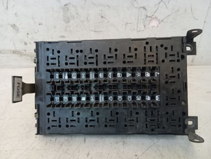 Caja fusibles Lancia Delta II (836) gasolina