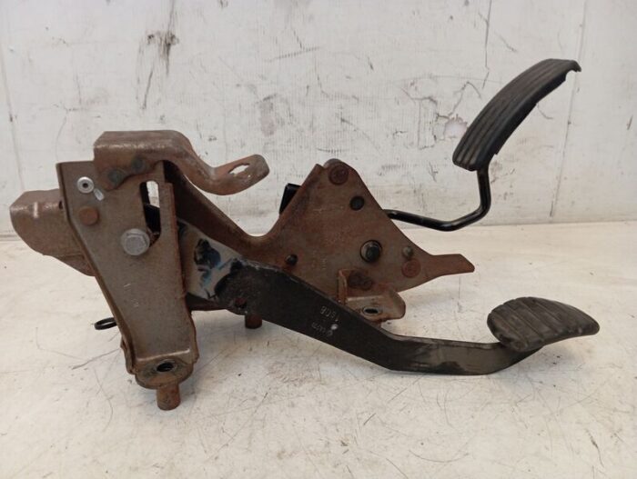 Pedal Acelerador y freno Renault Clio Grandtour 2008