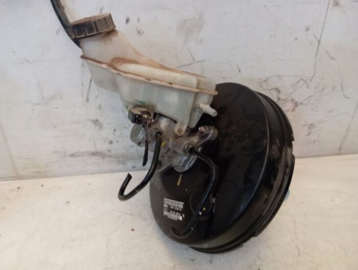 Servofreno con bomba y depósito Ford Ka+ 2016 gasolina